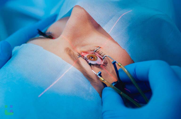 https://dl.isovisit.com/isovisit/uploads/best-lasik-doctor-rasht_1789893204.jpg